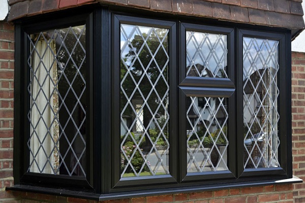 تفاوت شیشه لمینت با شیشه معمولی در پنجره دو جداره-آلستور